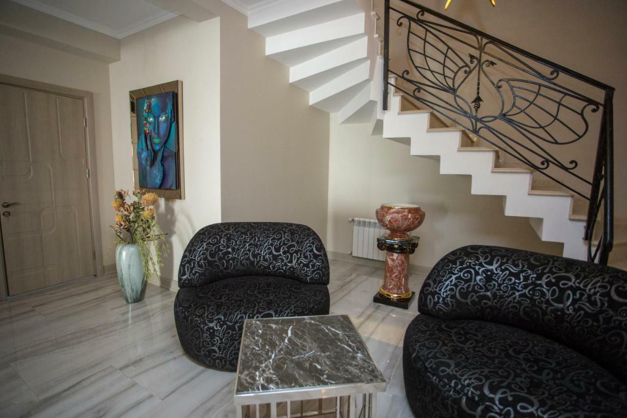 Downtown Hotel Batumi Ngoại thất bức ảnh