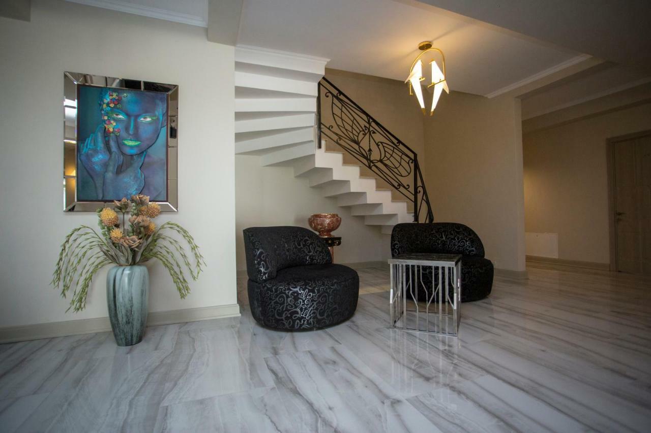 Downtown Hotel Batumi Ngoại thất bức ảnh