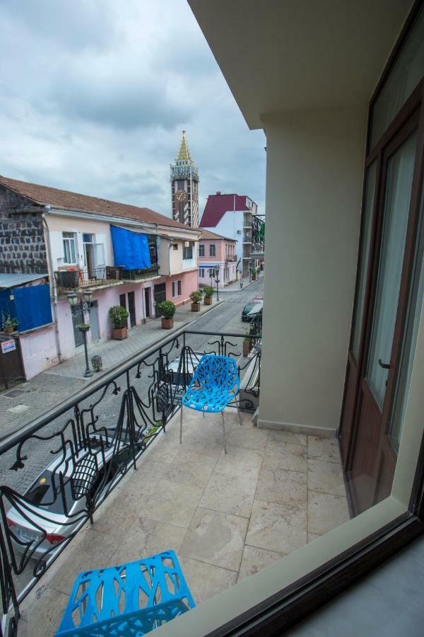 Downtown Hotel Batumi Ngoại thất bức ảnh