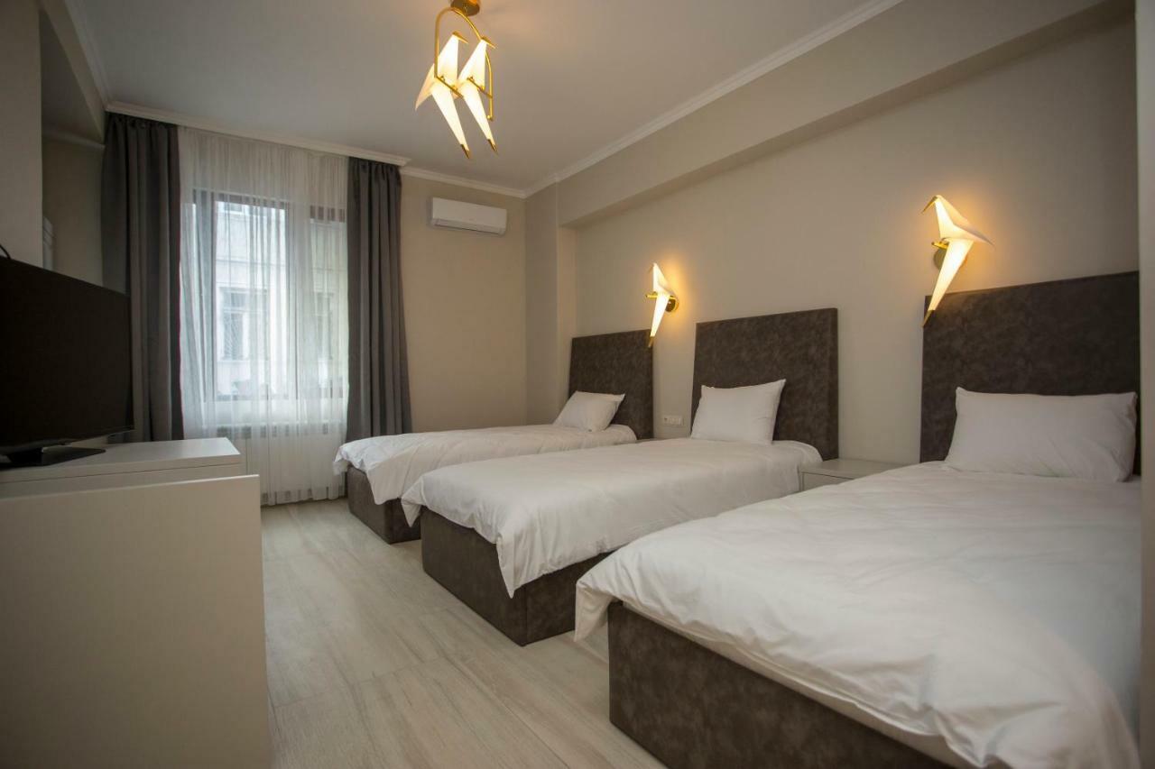 Downtown Hotel Batumi Ngoại thất bức ảnh