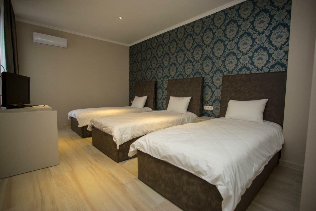 Downtown Hotel Batumi Ngoại thất bức ảnh
