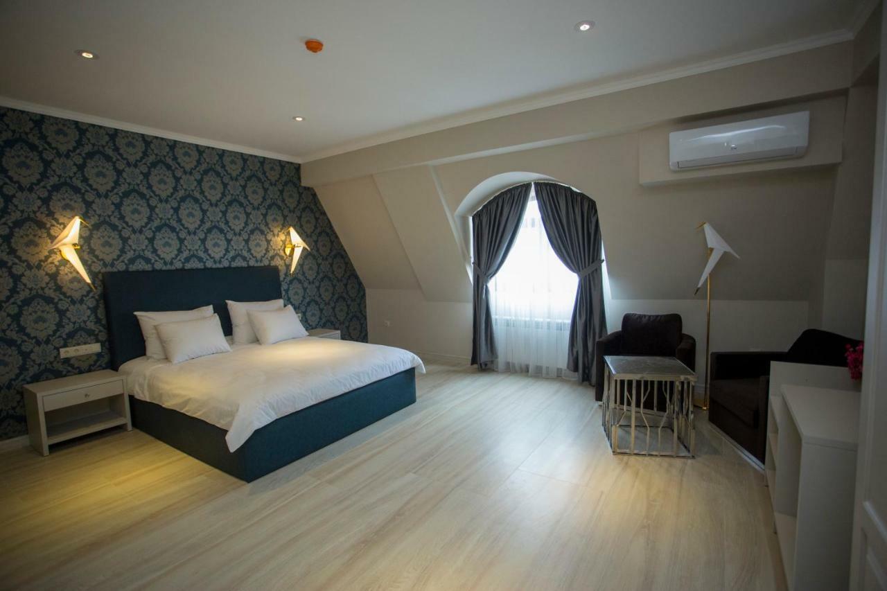 Downtown Hotel Batumi Ngoại thất bức ảnh